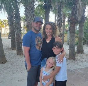 Meet your Posher, Cara